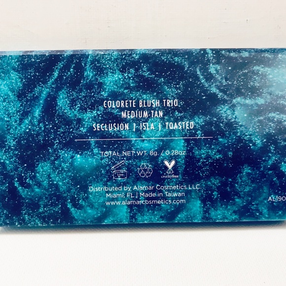 Alamar Cosmetics Blush Palette - Picture 3 of 3